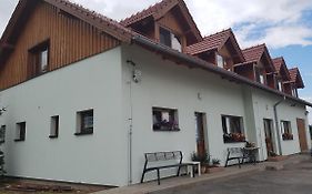 Na samotě u lesa -Rasovna